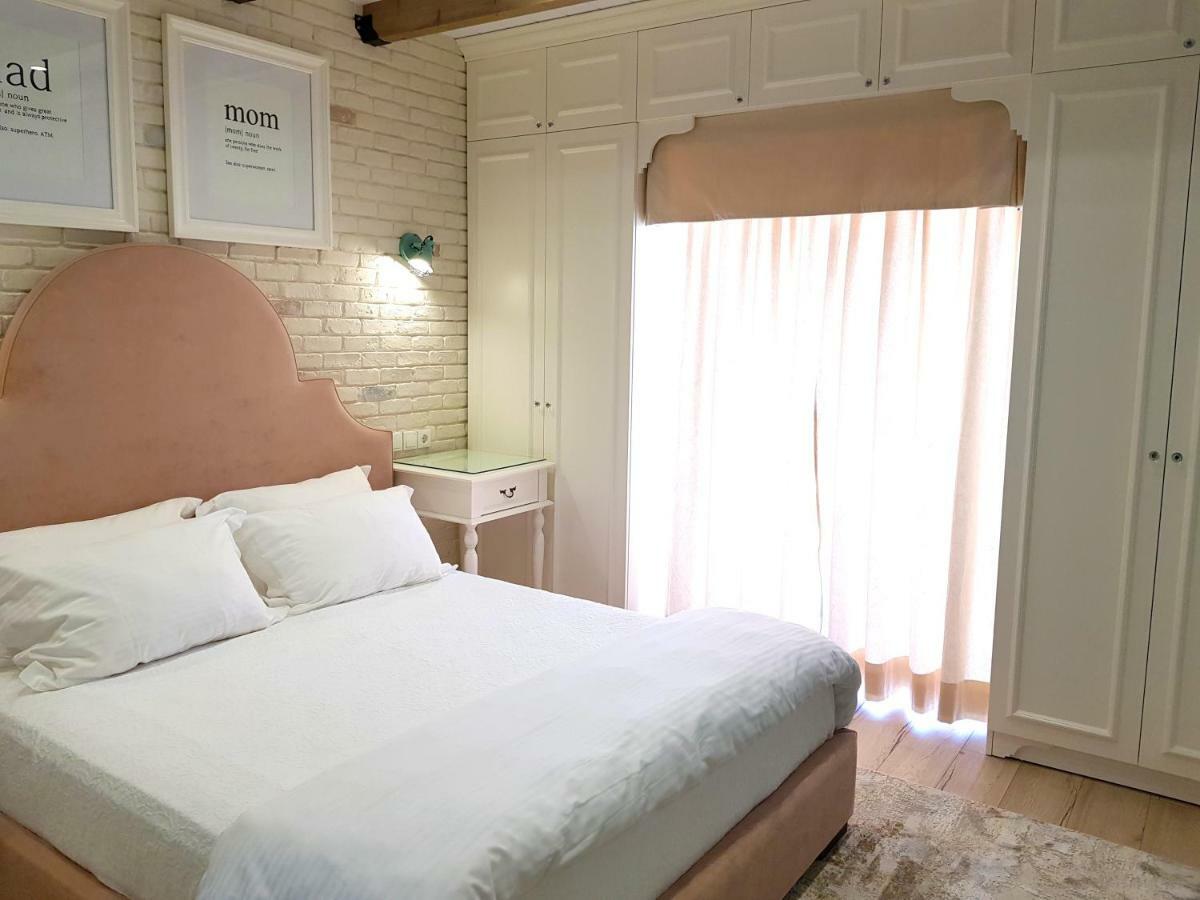 Limani Luxury Apartments Beachfront Sarandë エクステリア 写真